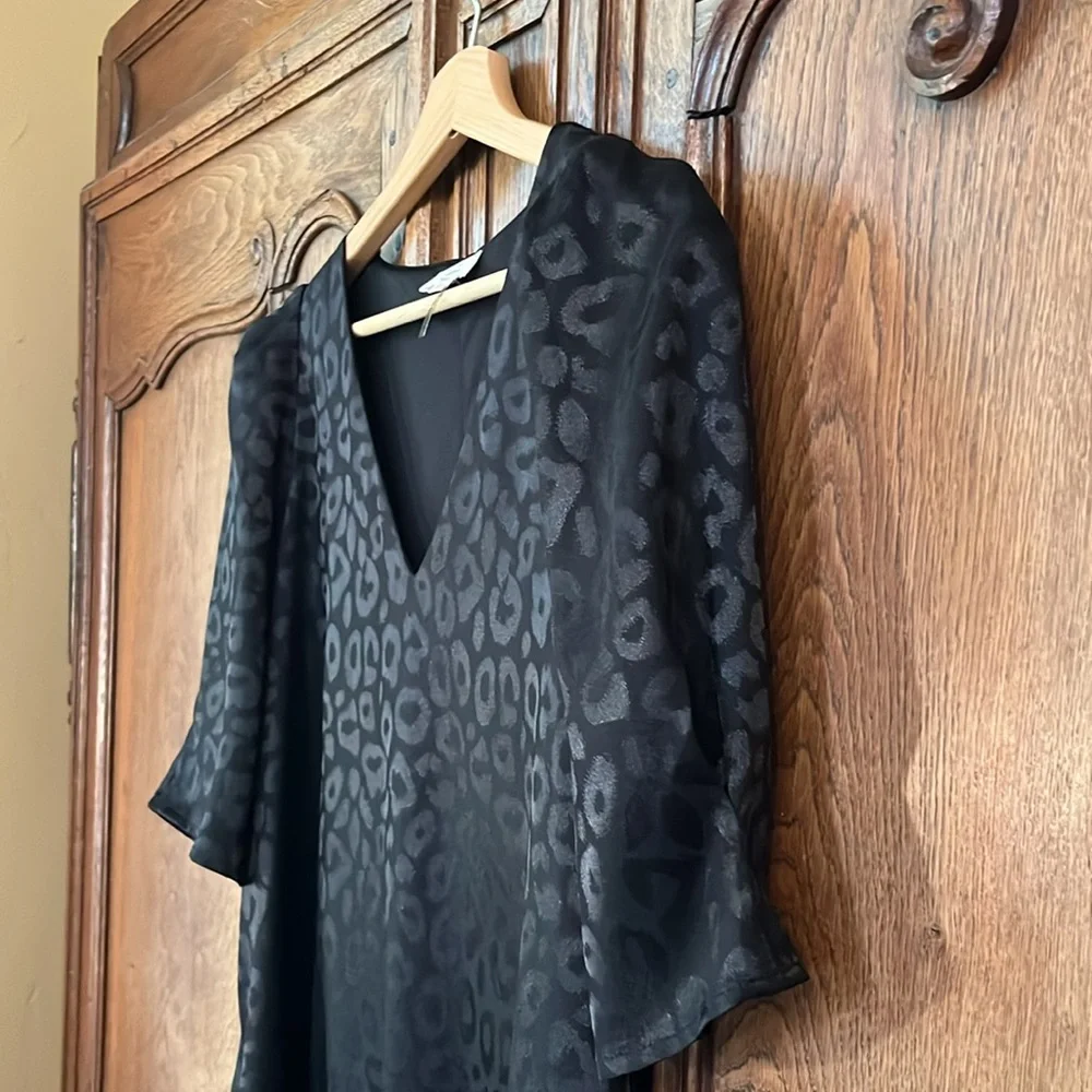 Entro Black Leopard Print V-Neck Puff Sleeve Dress with Pockets - Picture 5 of 12